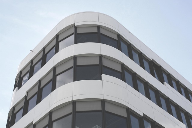 بانک آینده در بلوار آیت الله کاشانی در تهران 5 بانک آینده در بلوار آیت الله کاشانی در تهران