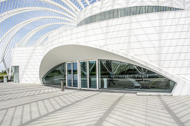 بانک آینده در بلوار احمدآباد در مشهد 6 بانک آینده در بلوار احمدآباد در مشهد