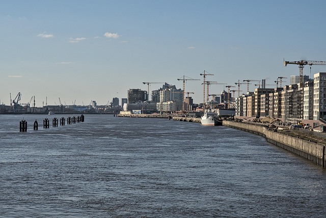 بانک آینده در بلوار نلسون ماندلا در تهران 5 بانک آینده در بلوار نلسون ماندلا در تهران