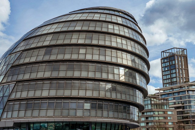 بانک تجارت در خیابان شاهین ویلا در تهران 7 بانک تجارت در خیابان شاهین ویلا در تهران