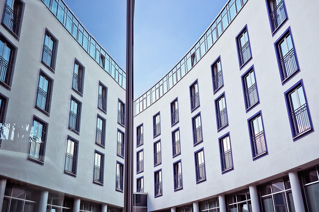 پلیس + 10 در خیابان امام علی در تهران 2 پلیس + 10 در خیابان امام علی در تهران