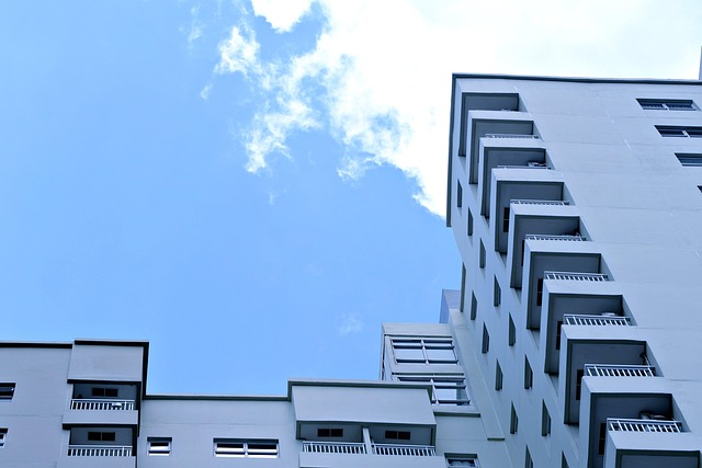 پاساژ ابریشم در خیابان دهخدا در نوشهر