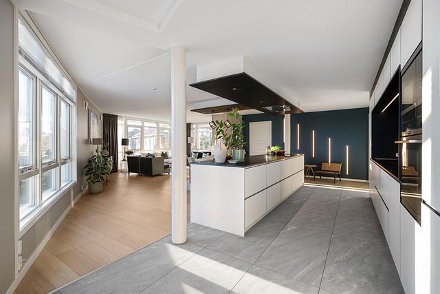 پاساژ پردیس در خیابان امام خمینی در زنجان